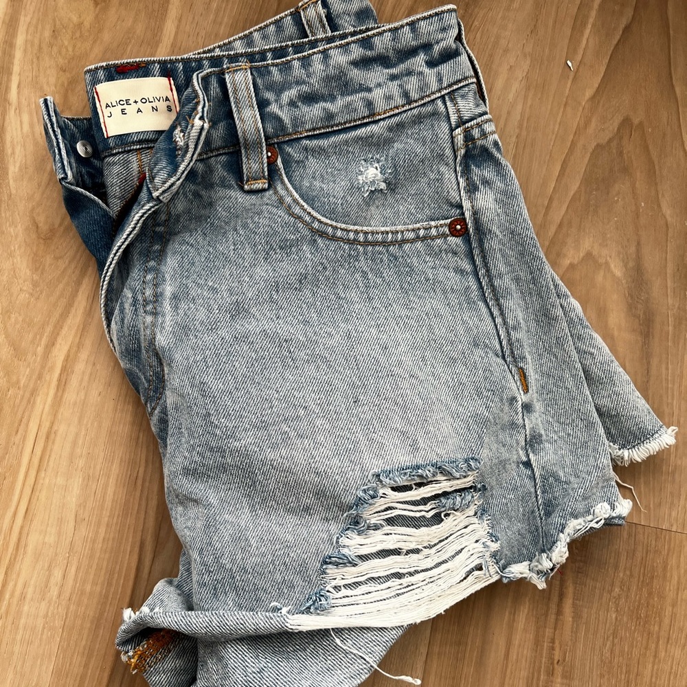 Alice + Olivia shorts